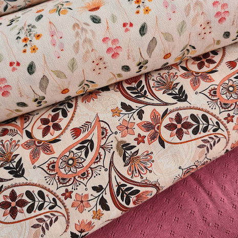 naturel bloemen - paisley bloem met pointelle framboos @kickenstoffen