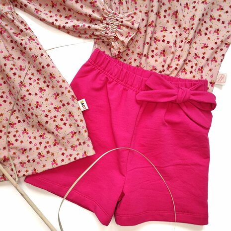 summerset klenie bloem tricot shirts met fuchsia uni tricot  short gemaakt door mbym.sewing