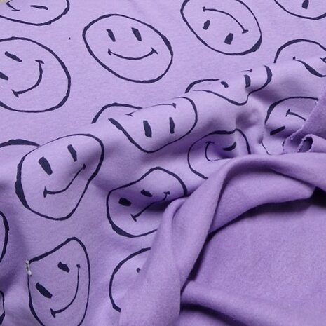 happy face smiley lilac jogging KicKenStoffen